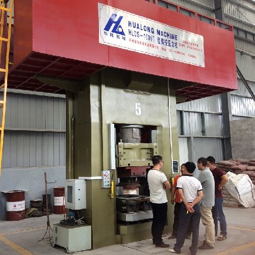 The characteristics of electric screw press machine during operation